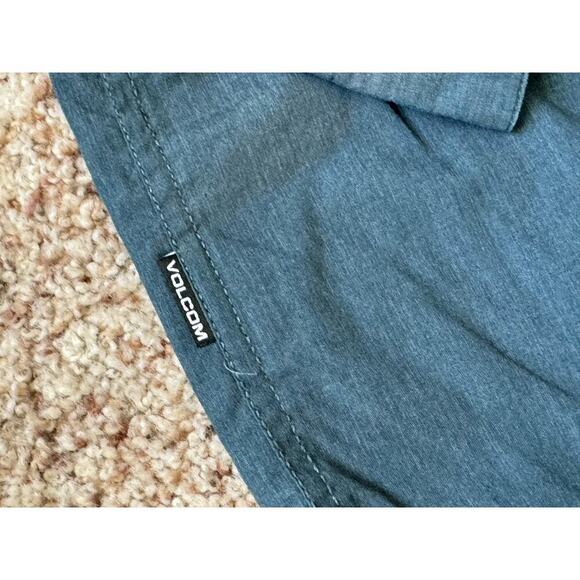 VOLCOM Boys button down shirt, size 12 - Picture 6 of 7